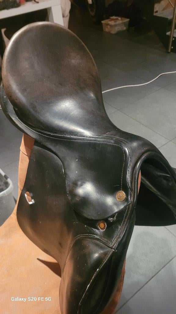 Prestige veelzijdigheidszadel 17 inch, Enlèvement ou Envoi, Utilisé, Récréation