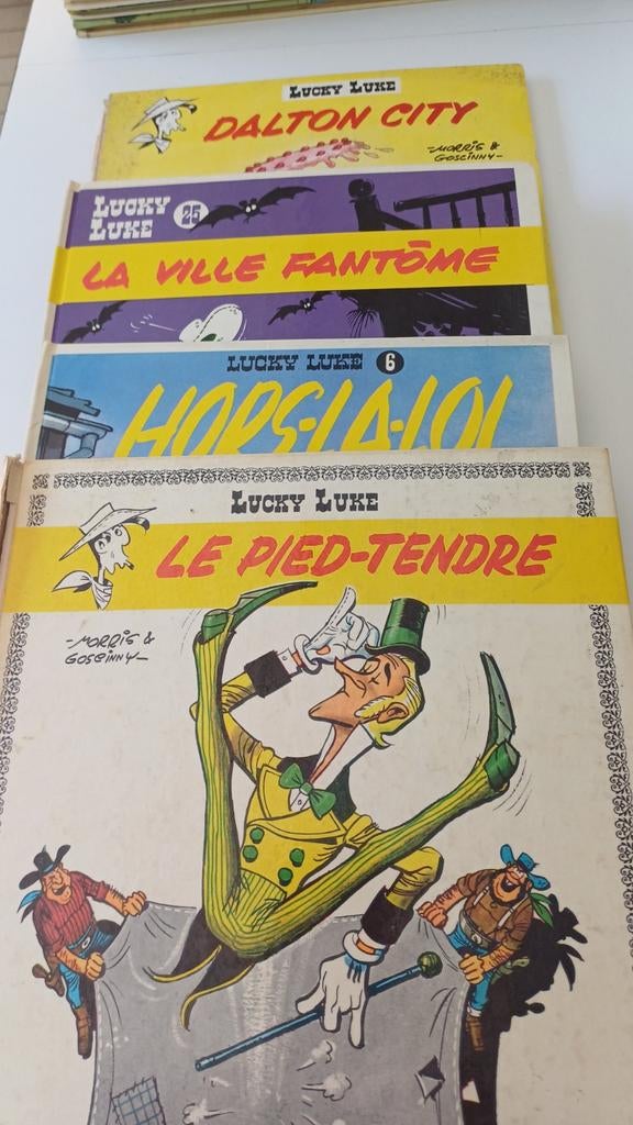 Lucky luke ed lombard (usagé) et ed Dupuis (comme neuf), Ophalen of Verzenden, Zo goed als nieuw