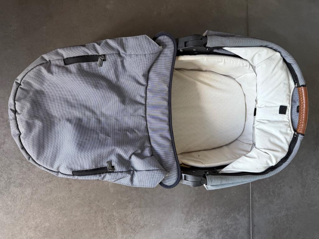 Mand van de buggy Mutsy Igo, Enlèvement