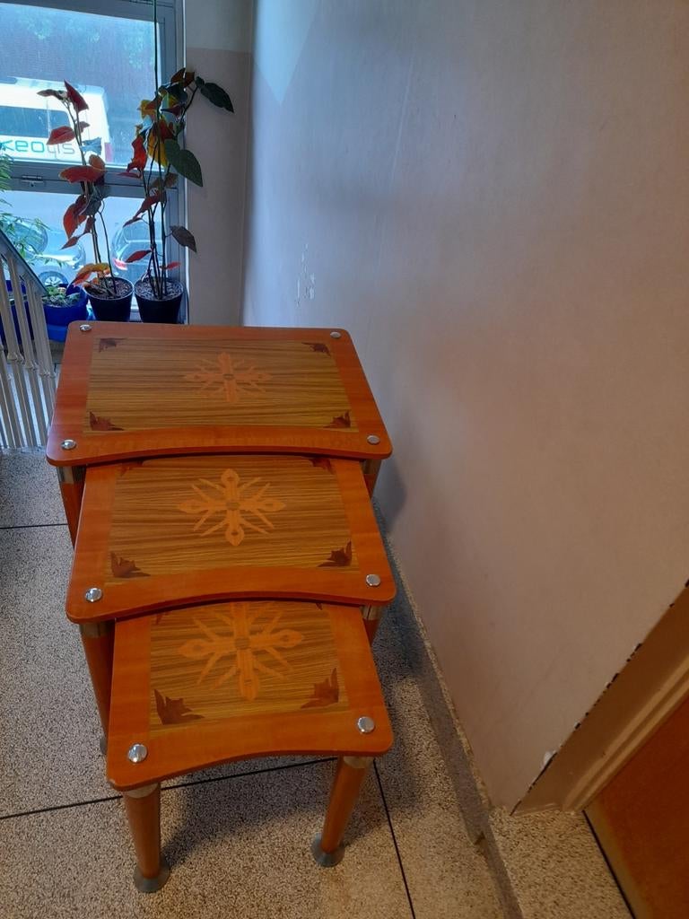 Table gigognes marqueterie., Enlèvement, Comme neuf