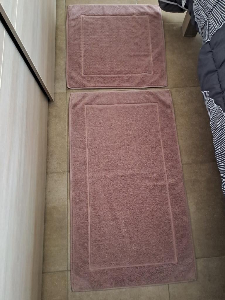 Badmat antislip Aquanova, Ophalen, Zo goed als nieuw, Badmat