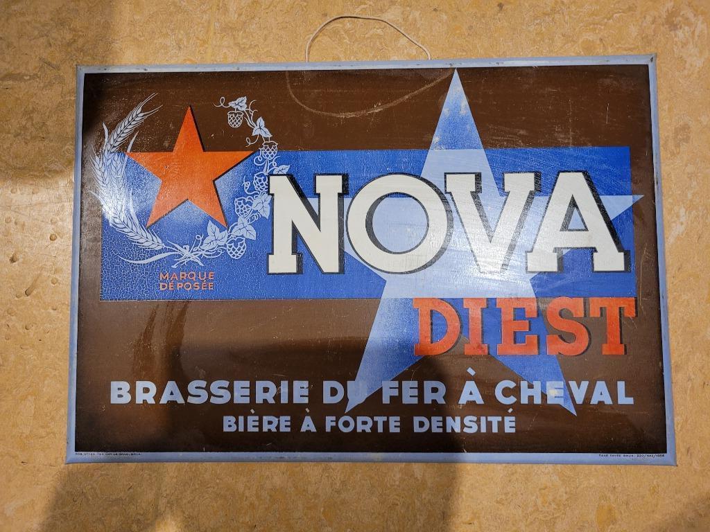 publicité bière NOVA DIEST brasserie du fer à cheval  1935, Collections, Marques & Objets publicitaires, Utilisé, Panneau publicitaire