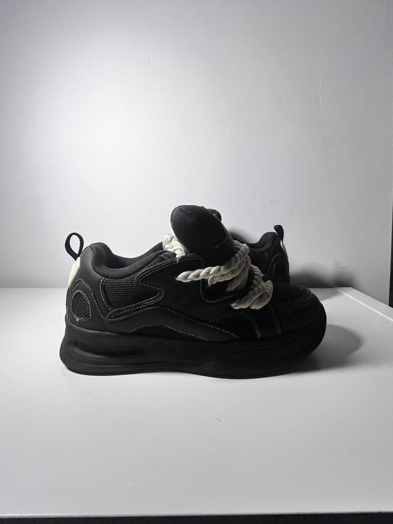 Zara schoenen zwart, Kleding | Heren, Schoenen, Zwart, Ophalen of Verzenden, Zo goed als nieuw, Sneakers