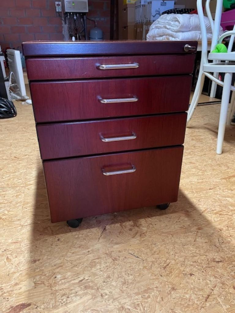 Bureau Hülsta, Ophalen, Complete inventaris