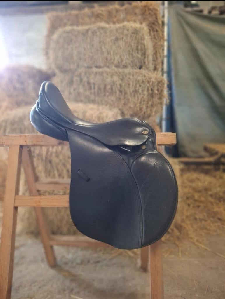 Zadel Knight Rider, Dieren en Toebehoren, Paarden en Pony's | Zadels, Ophalen, Gebruikt