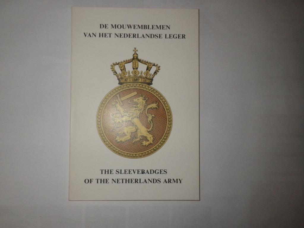 De mouwemblemen van het Nederlandse leger, Verzamelen, Ophalen, Overige soorten, Boek of Tijdschrift