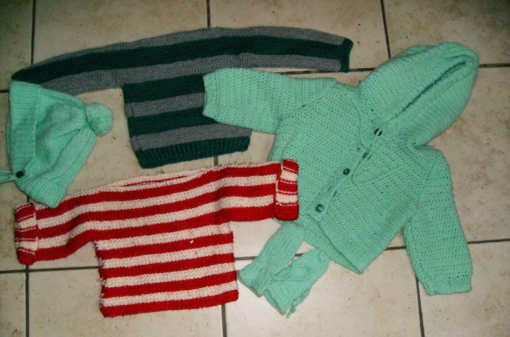 zelf gebreide kleertjes voor poppen, Hobby en Vrije tijd, Ophalen of Verzenden, Gebruikt, Breien