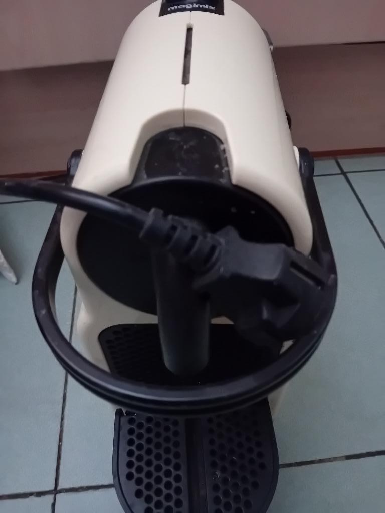 Machine nespresso magimix à réparer, Enlèvement ou Envoi, Autres modèles, Dosettes et capsules de café