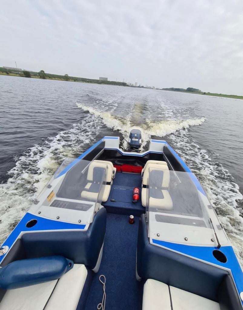 Boot + trailer, Enlèvement, Comme neuf