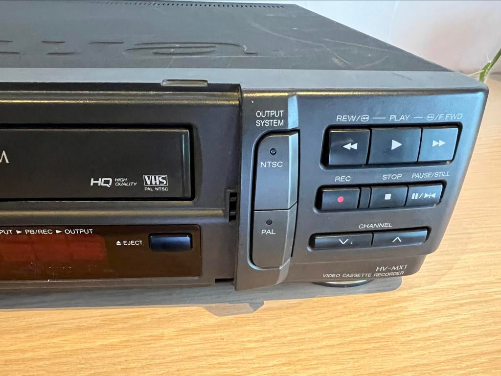 NTSC/PAL VHS speler Aiwa HV-MX1 Multisystem VHS speler, Audio, Tv en Foto, Videospelers, Ophalen of Verzenden, Refurbished