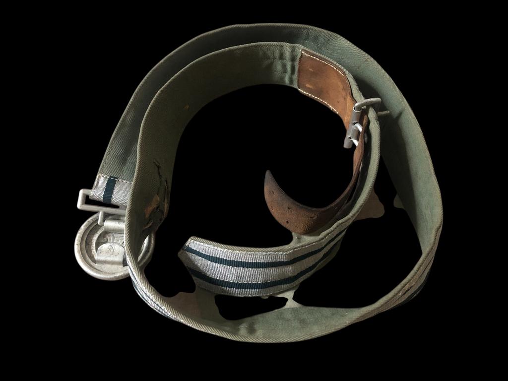 WH WW2 Heer paradefeldbinde für offiziere., Collections, Enlèvement ou Envoi