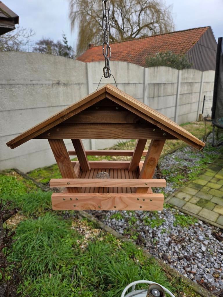 Vogelhuisje, Ophalen