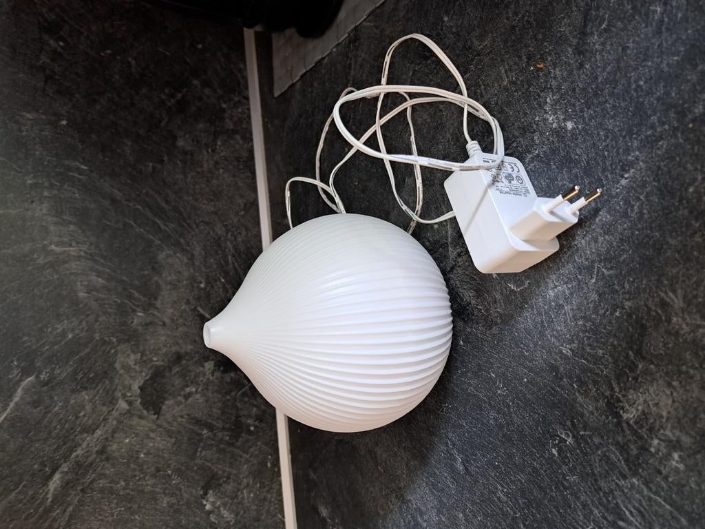 Aromadiffuser in vorm van een lamp., Ophalen, Zo goed als nieuw