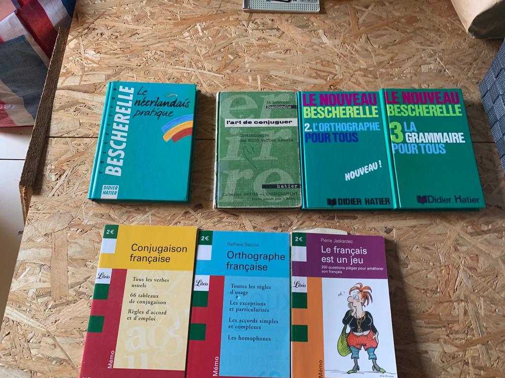 Lot bescherelle et livres conjugaison et orthographe ou sep, Enlèvement ou Envoi, Comme neuf