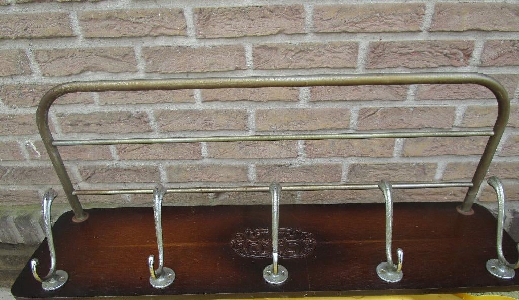 antieke kapstok met hoedenrek, Ophalen