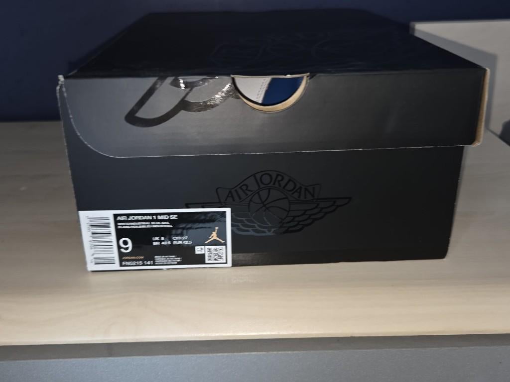 Nike Air Jordan 1 Mid SE - 42,5/US 9, Vêtements | Hommes, Chaussures, Neuf, Enlèvement ou Envoi, Nike, Bleu
