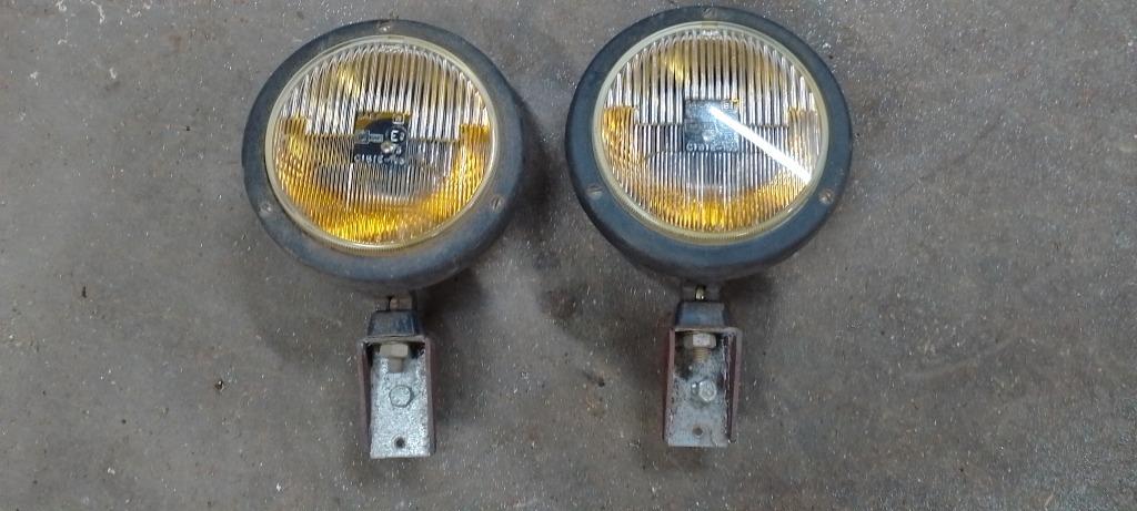 Paire anti-brouillard ou L.P. ? Cibié, Autos : Pièces & Accessoires, Enlèvement ou Envoi, Utilisé, Pièces universelles
