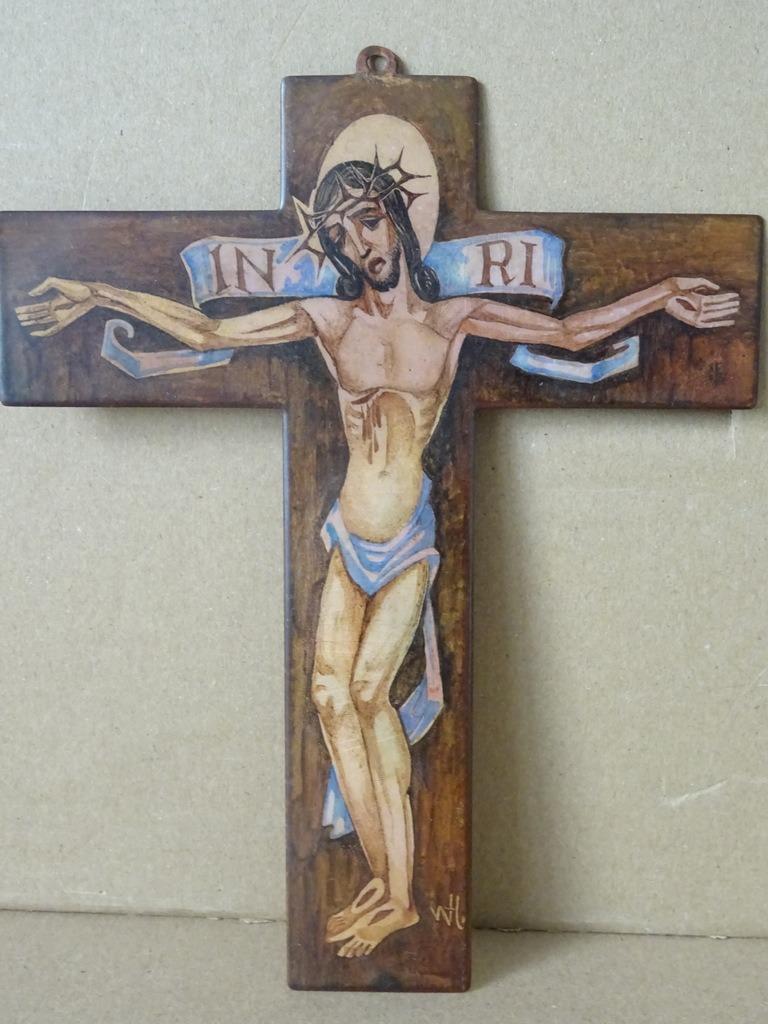 Crucifix en forme de croix en cuivre émaillé 19cm signé WH, Enlèvement ou Envoi, Utilisé, Autres types, Christianisme | Catholique