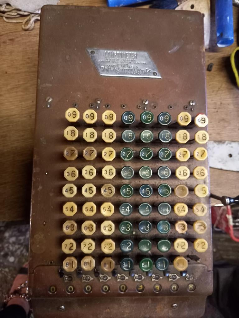 Ancienne  calculatrice, Enlèvement ou Envoi