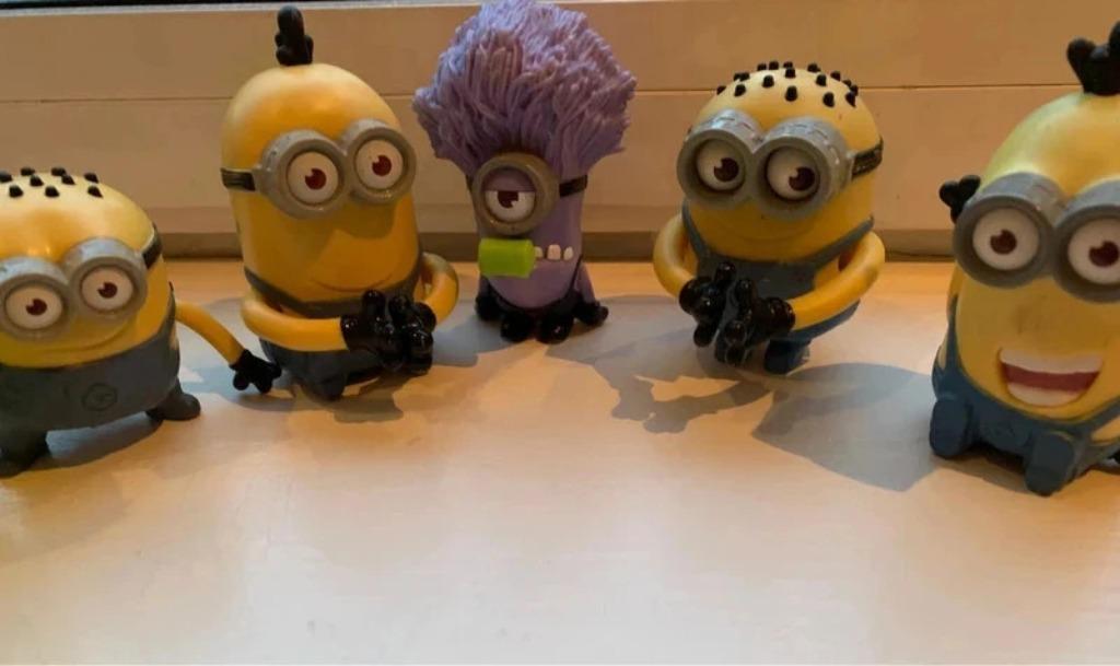 5 figurines Minions - McDonalds - Universal Studios TM 2013, Enlèvement ou Envoi
