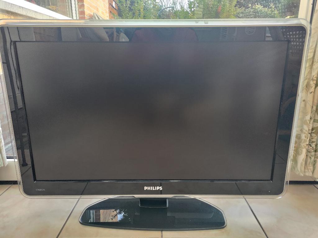 Philips Cineos 37PFL9603 TV Ambilight, Philips, LCD, 80 à 100 cm, Utilisé