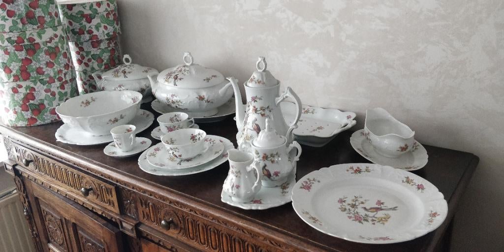Zeer uitgebreid Limoges eet-en koffieservies, Antiek en Kunst, Antiek | Servies compleet, Ophalen