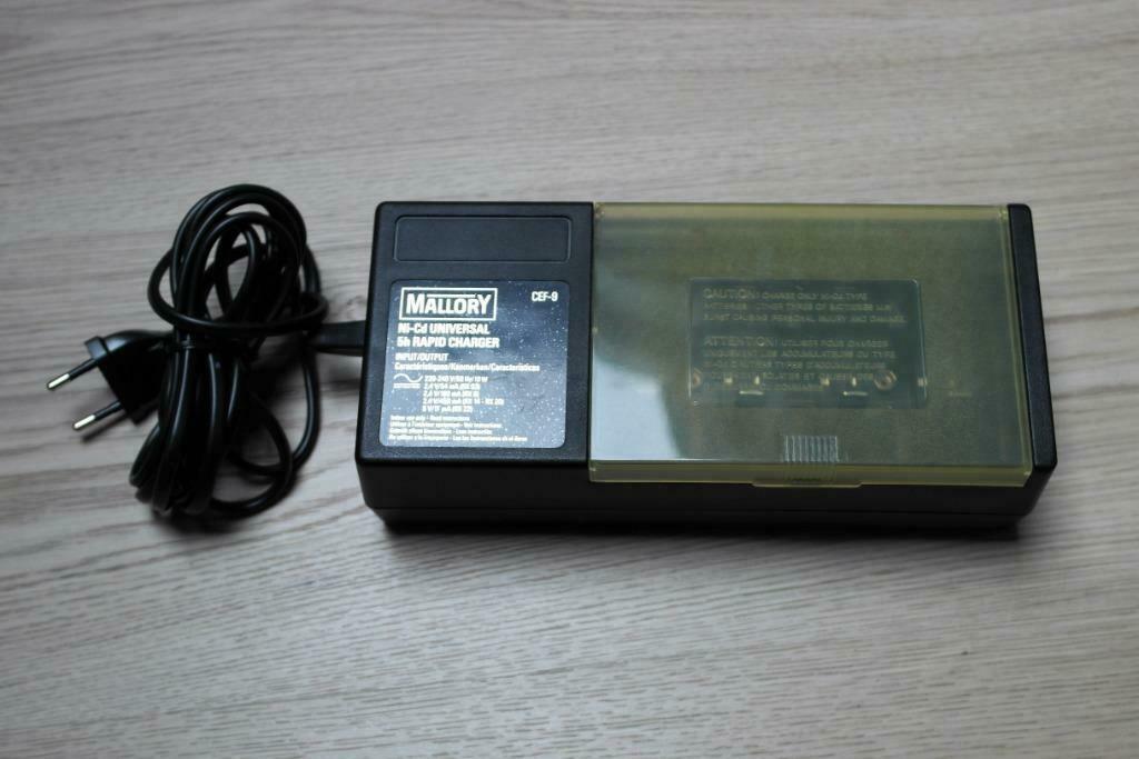 Chargeur universel Nickel-Cadmium - Duracell, Informatique & Logiciels, Enlèvement ou Envoi, Utilisé
