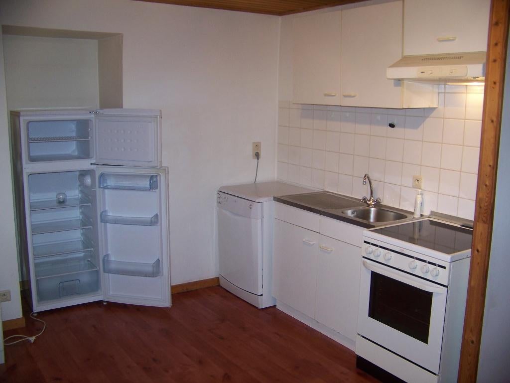 Confortable appartement duplex 65m2 ; 1ch ; 6820 Muno, Immo, Appartementen en Studio's te huur, 50 m² of meer, Provincie Luxemburg