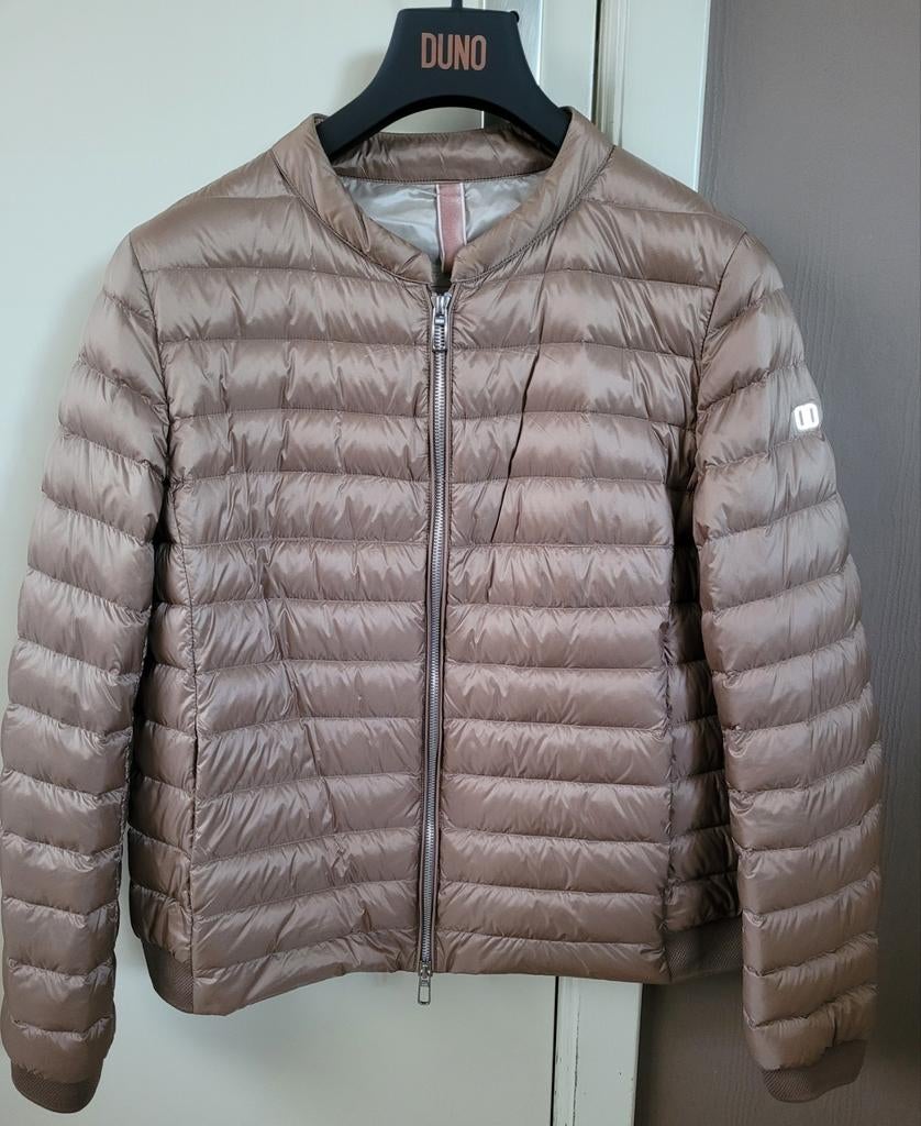 Lichte donsjas merk Duno, M, kleine 46...NIEUW, Ophalen of Verzenden