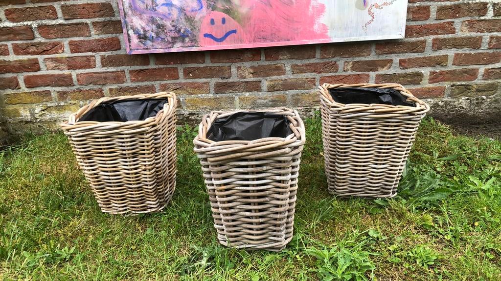Rieten bloemmandjes, Tuin en Terras, Ophalen, Gebruikt, Vierkant, Minder dan 30 cm