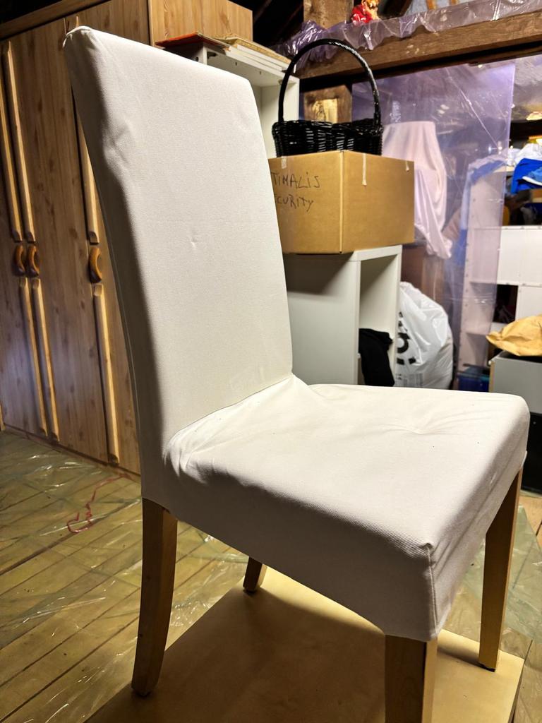 6 chaises beige avec housses noir offertes, Maison & Meubles, Chaises, Autres couleurs, Enlèvement, Bois, Cinq, Six Chaises ou plus