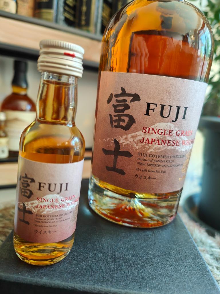 Mini whisky japonais FUJI Single Grain 46 % 50 ml (Kirin FUJ, Collections, Vins, Neuf, Autres types, Autres régions, Enlèvement ou Envoi