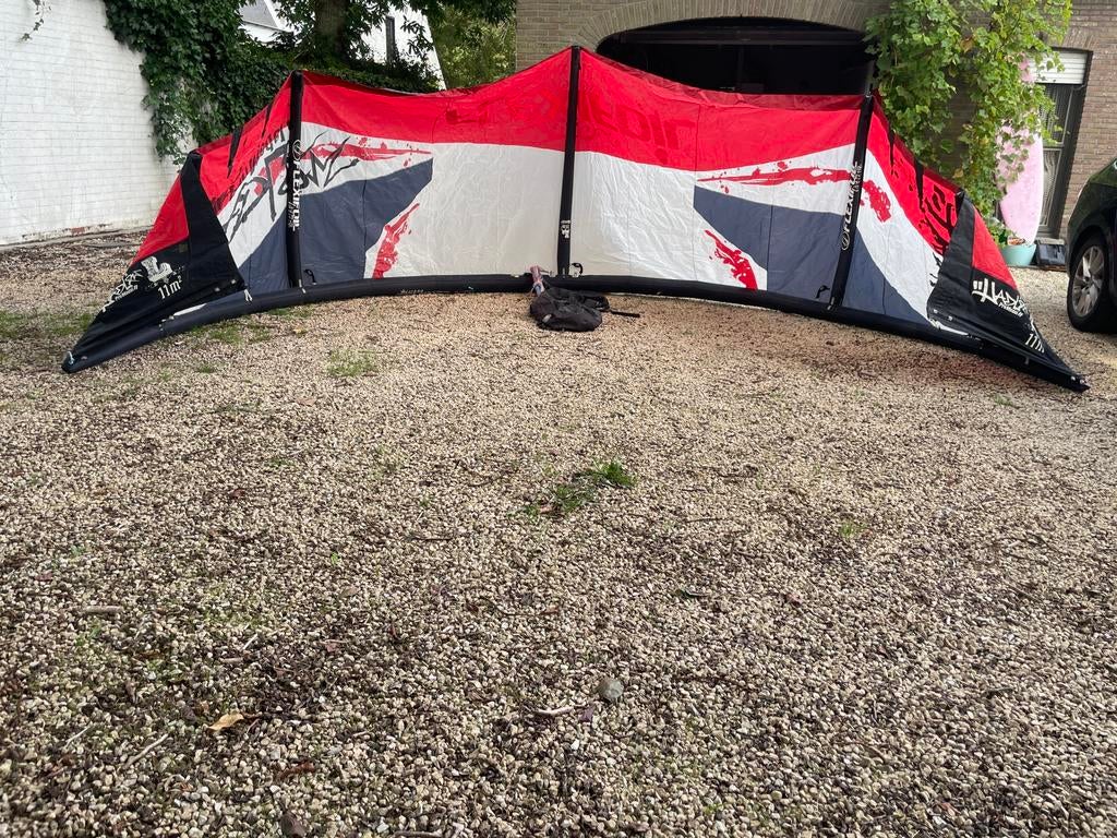 Flexifoil Hadlow promodel 11m2, Ophalen, Gebruikt, Kitesurf-set, Geen board