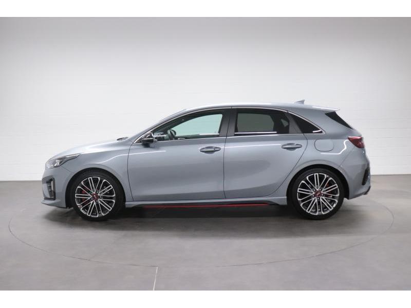 Kia Ceed 1.6 T- GDI GT Kia Ceed 1.6T-GDi GT 204CH AUTO, Argent ou Gris, Achat, Commande vocale, Noir
