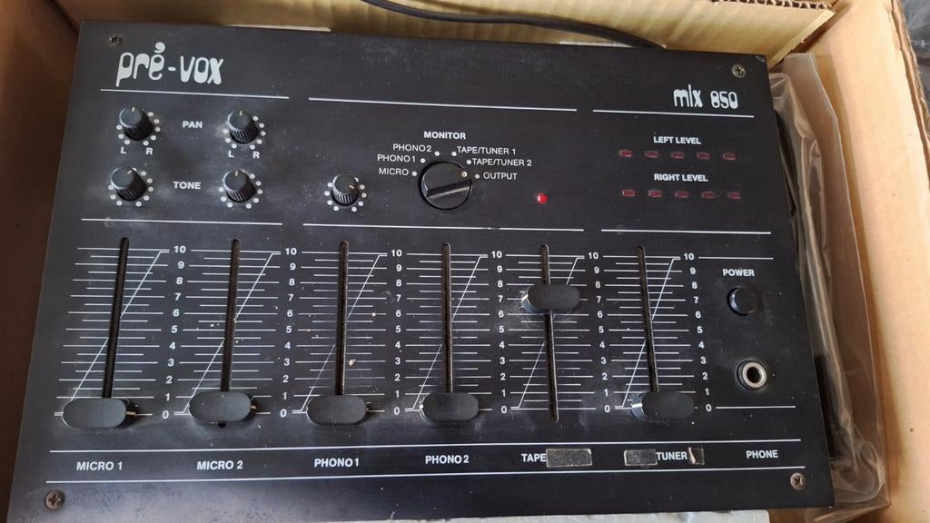 Stereo mengpaneel met voorbeluistering, Enlèvement ou Envoi, Utilisé