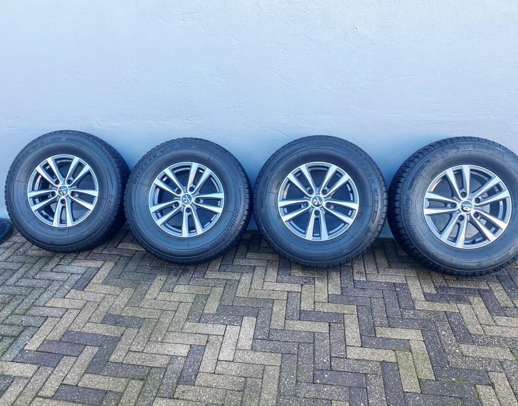 4 Velgen + Bridgestone winterbanden, Auto-onderdelen, Ophalen, Winterbanden, Band(en)