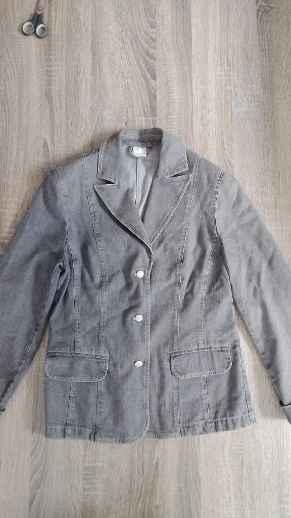 Jeansjas 40, Kleding | Dames, Jassen | Zomer, Mayerline, Zo goed als nieuw, Grijs, Ophalen