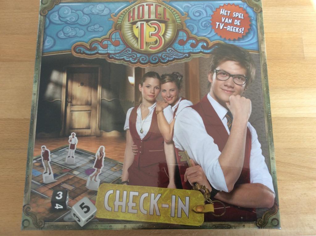 STUDIO 100 SPEL HOTEL 13: NIEUWNIEUW!!, Hobby en Vrije tijd, Ophalen of Verzenden, Nieuw