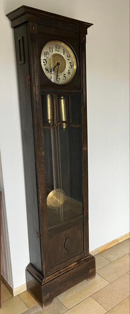 Horloge ancienne, Enlèvement