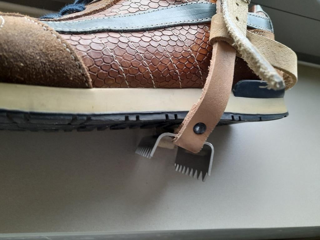 Antislip voor aan de schoenen, Ophalen, Zo goed als nieuw