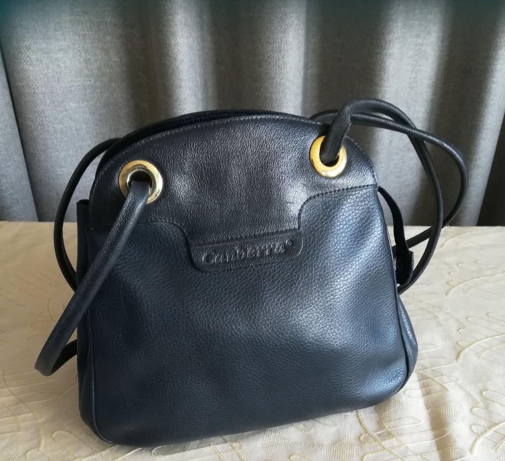 Donkerblauwe lederen handtas of schoudertas Canberra, Handtassen en Accessoires, Tassen | Schoudertassen, Gebruikt, Overige merken