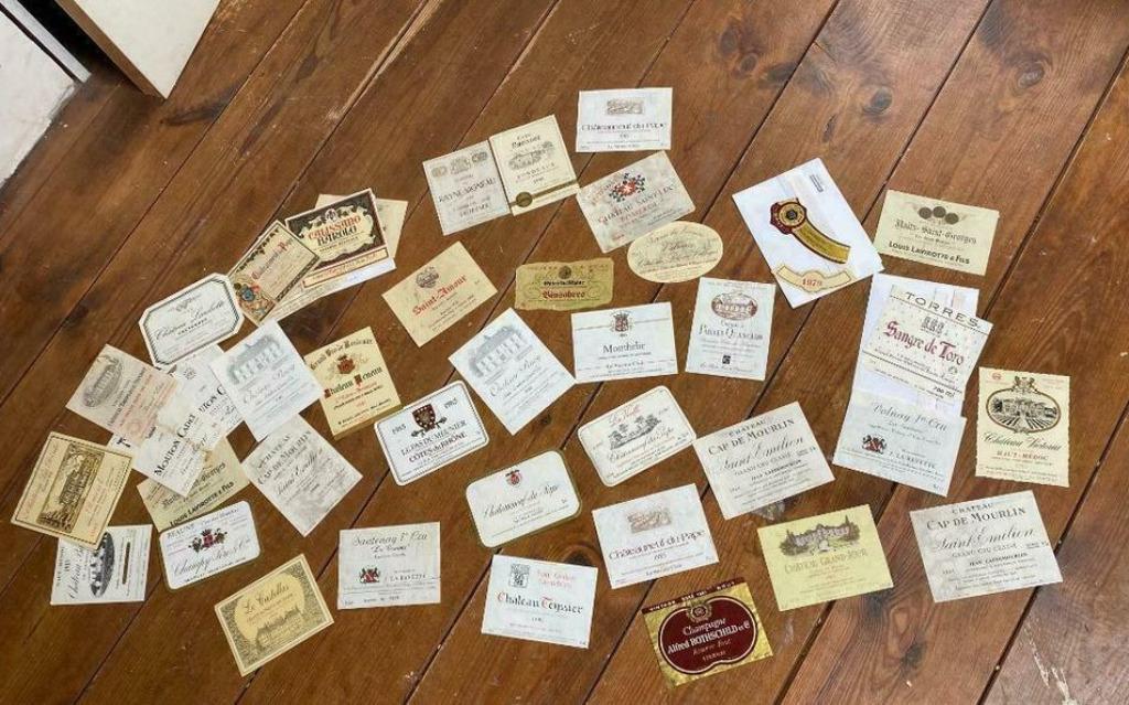 Lot d'anciennes étiquettes de bouteilles de vin 1960/1970/80, Enlèvement ou Envoi