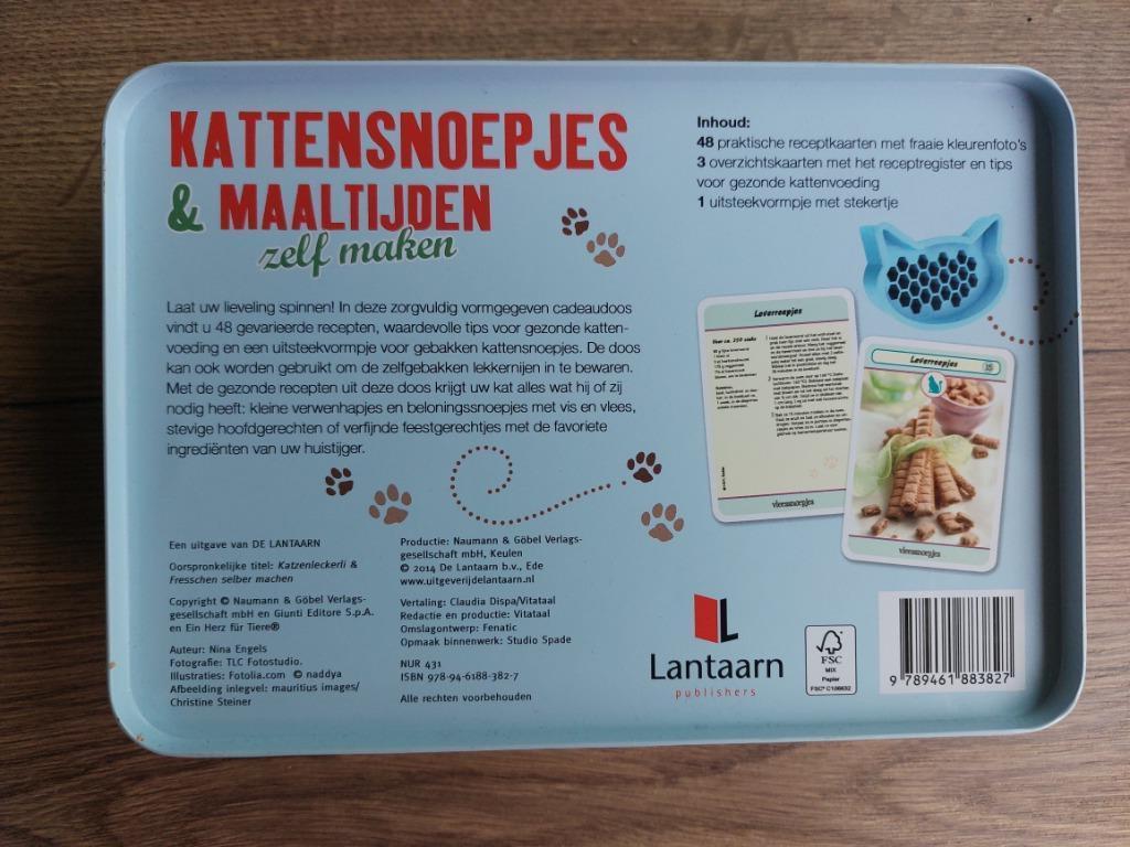 boek-box kattensnoepjes en maaltlijden zelf maken (nieuw), Ophalen of Verzenden, Nieuw, Katten