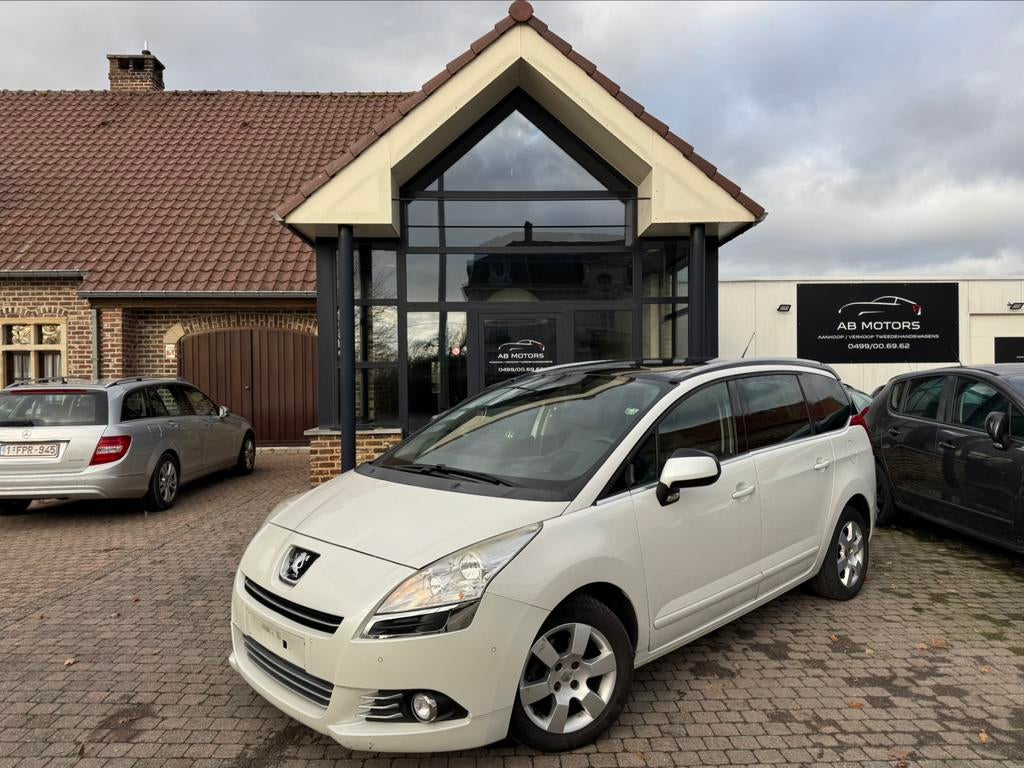Peugeot 5008 1.6E-HDI 2013 136 000 km Pano Navi automatique, Cuir, Achat, Entreprise, Diesel