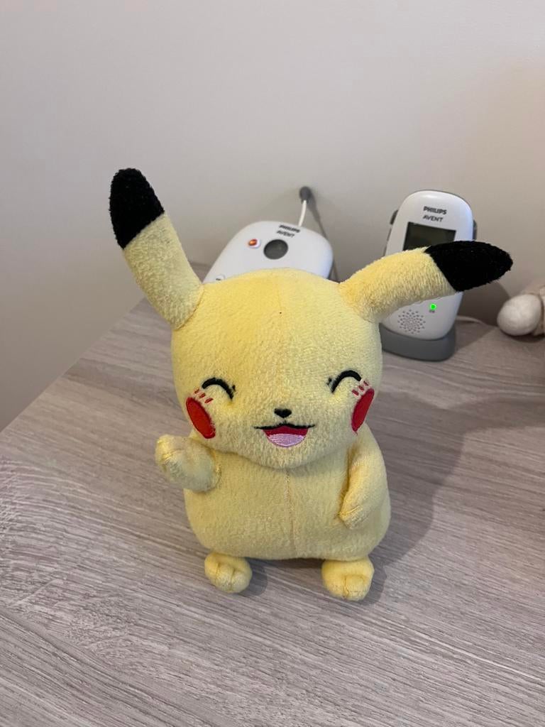 Pikachu knuffel, Ophalen of Verzenden, Zo goed als nieuw