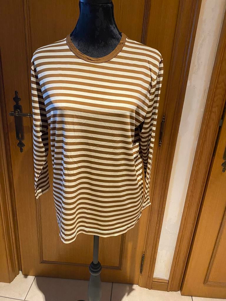 T-shirt, Comme neuf