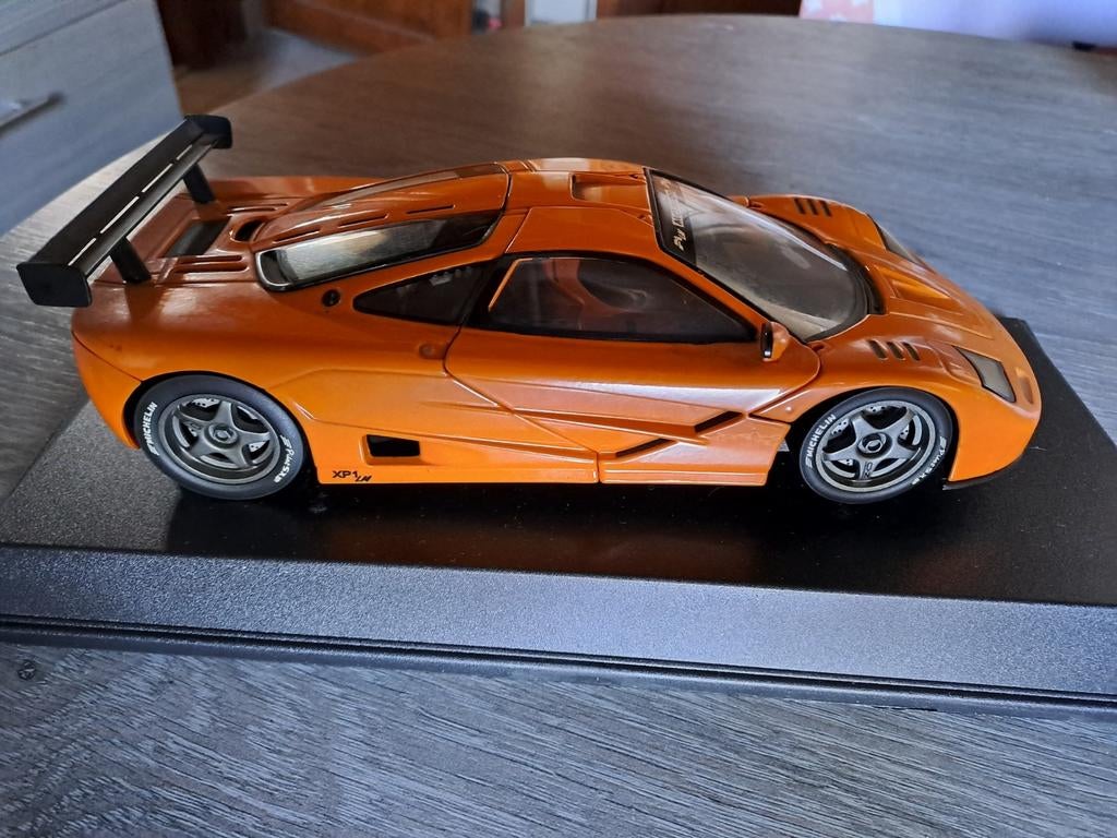 modèle de voiture 1/18 Mc Laren F1 GTR, Enlèvement ou Envoi, Comme neuf
