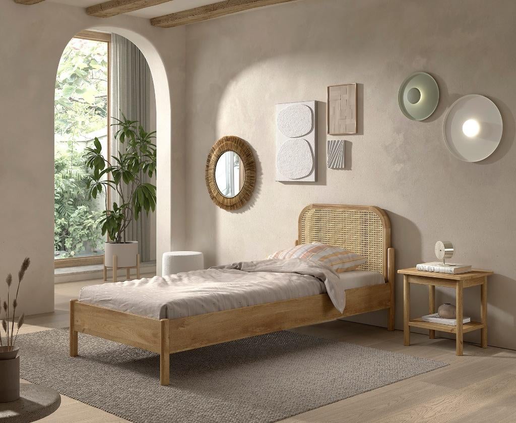 OLIVE BED 90X200CM. EIK MET ROTAN., Huis en Inrichting, Slaapkamer | Bedden, Nieuw, Eenpersoons, 90 cm, 200 cm, Hout, Bruin, Ophalen