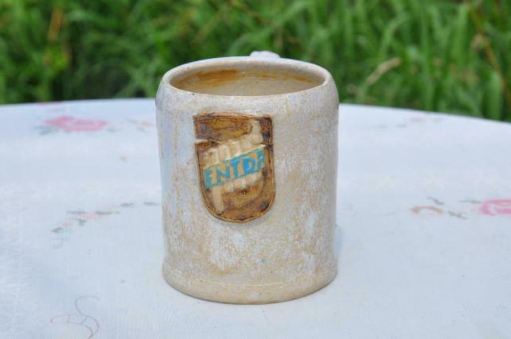 §  chope en gres F N T D R (16), Enlèvement ou Envoi