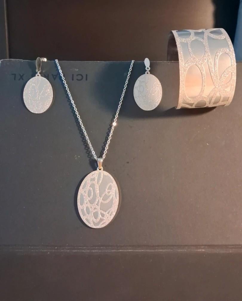 Parure 4 pièces en acier chirurgical, Enlèvement